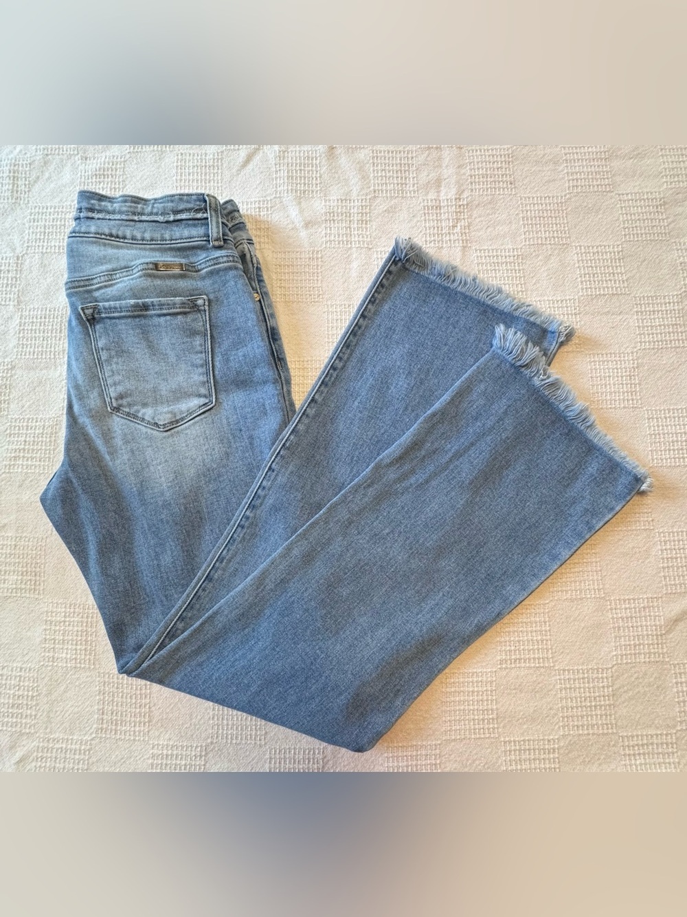 KanCan™ High Rise Curvy
Double Button Bootcut Jean - Picture 11 of 12